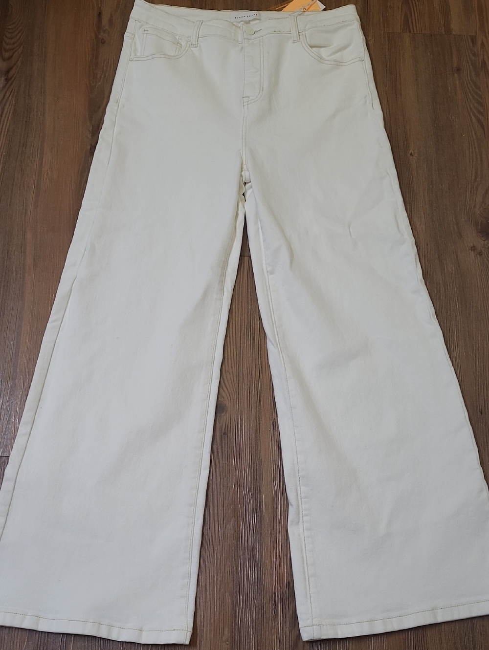 Risen High-Rise Wide Leg Jeans in white new  by 15